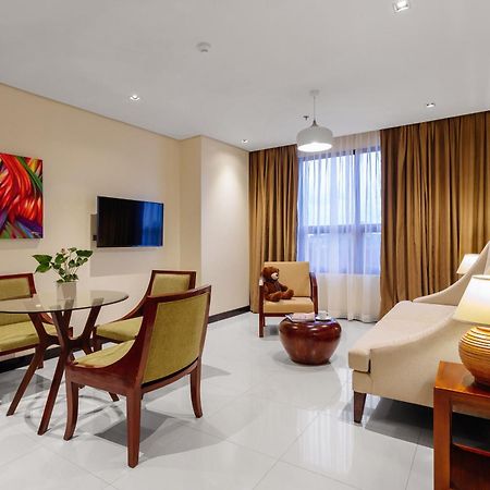 Summit Hotel Таклобан Екстериор снимка