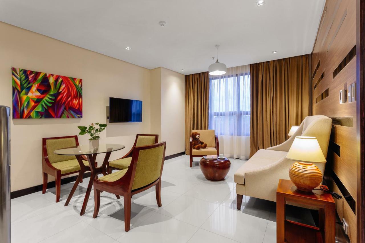 Summit Hotel Таклобан Екстериор снимка