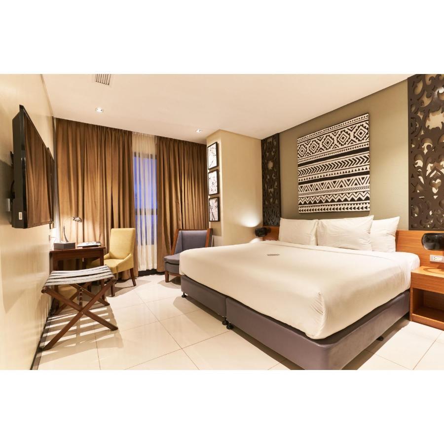 Summit Hotel Таклобан Екстериор снимка
